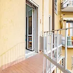 Casa Vicinissima All\'Ospedale San Paolo